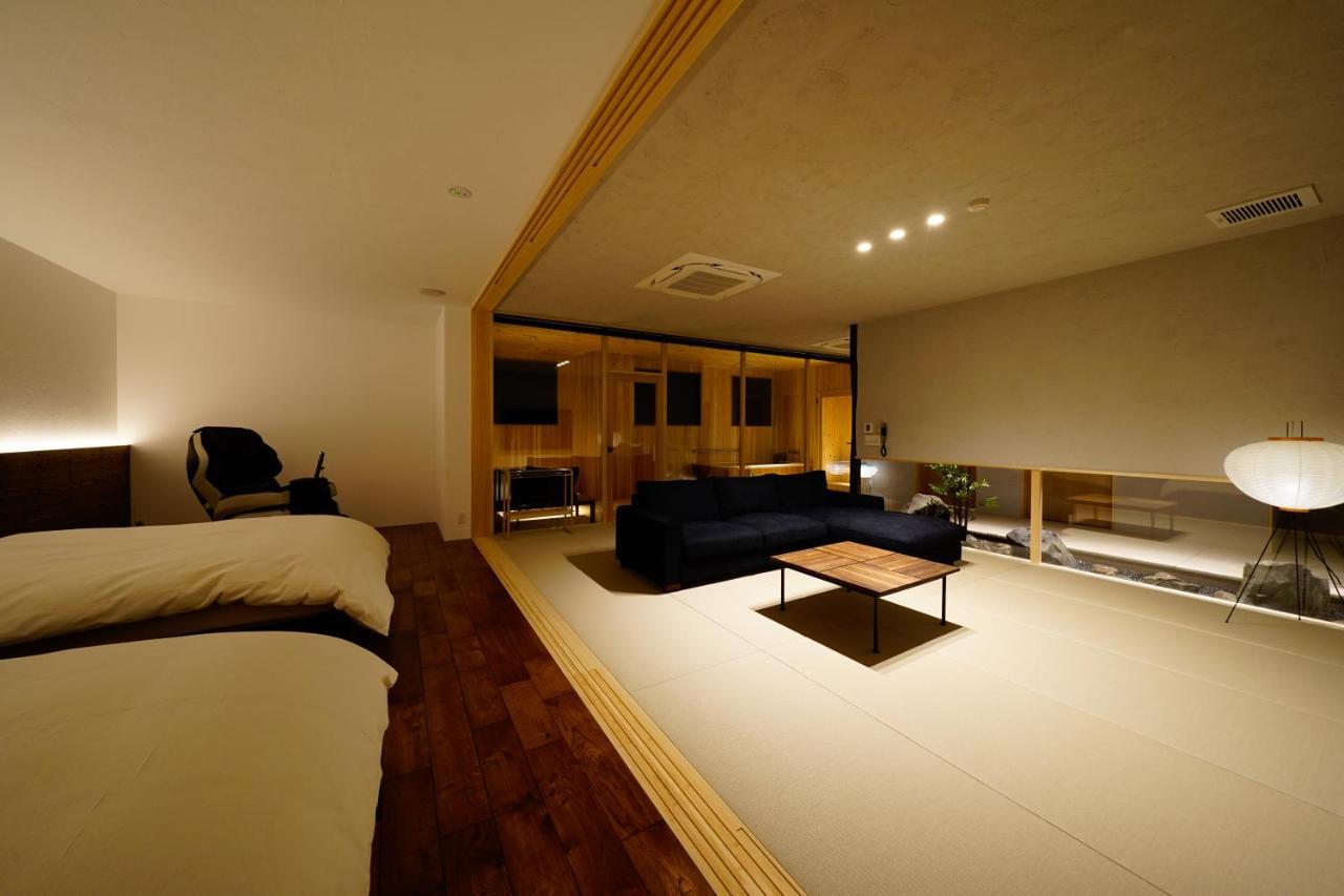 Hokuriku Yamashiro Onsen Hotel Kikyou Кага Экстерьер фото