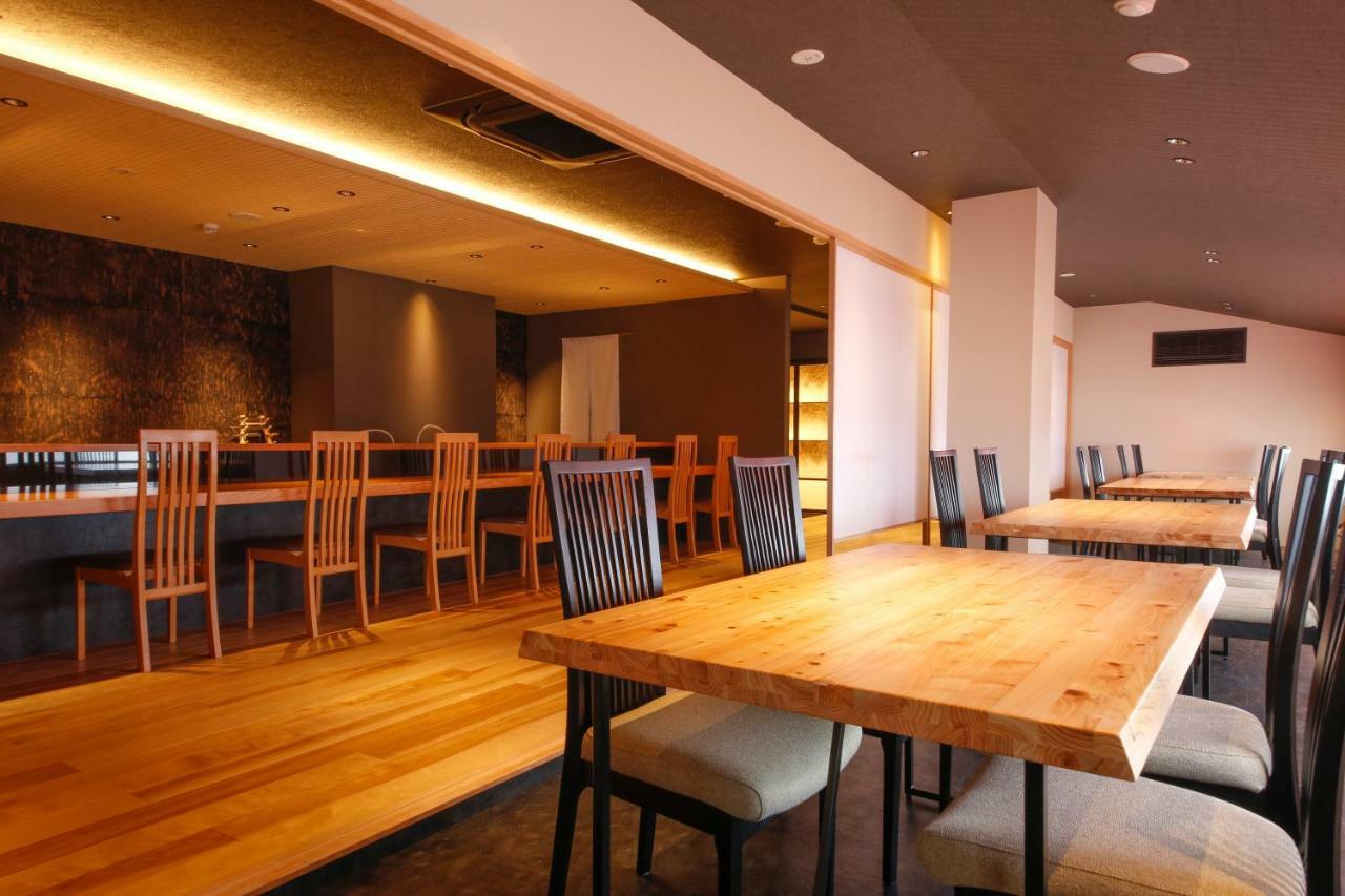 Hokuriku Yamashiro Onsen Hotel Kikyou Кага Экстерьер фото